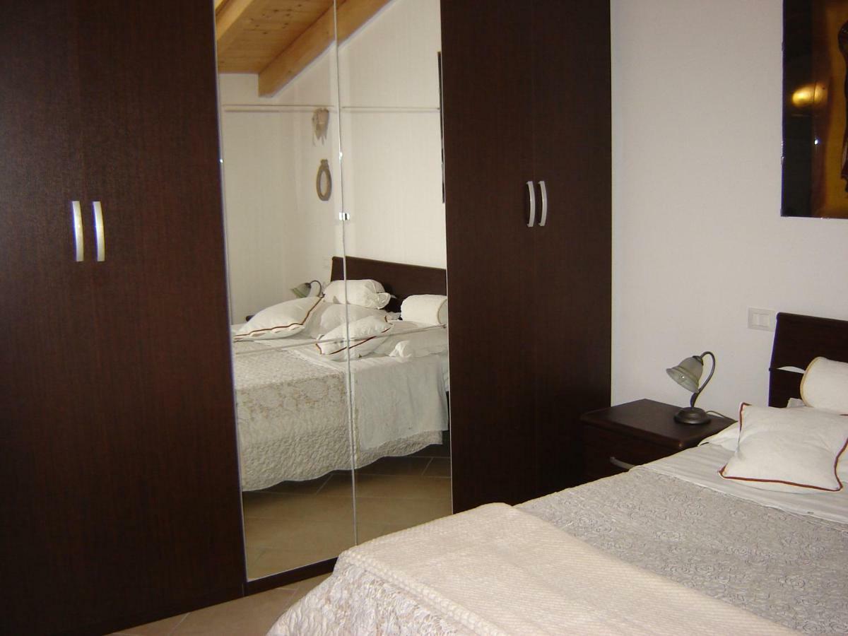 가바르도 A 7 Km Da Salo' Casa Del Sole Mansarda 아파트 외부 사진